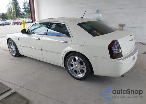 2008 Chrysler 300C Hemi из США, поврежденный, VIN 2C3KA63HX8H208103